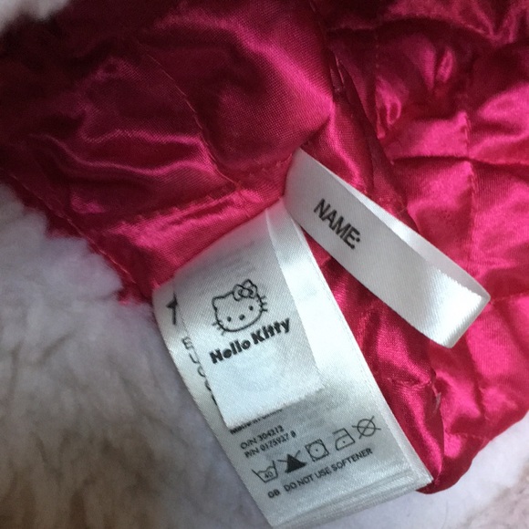 H&M Sanrio Hello Kitty fleece and satin lined hat for a child - Picture 5 of 6